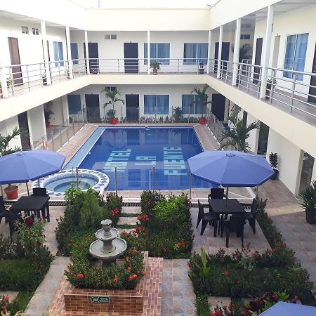 Hotel La Fuente J.N La Macarena Zewnętrze zdjęcie